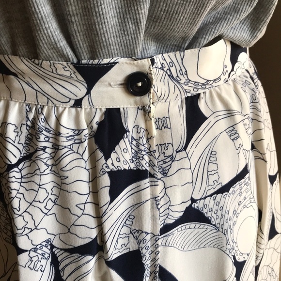 Vintage Gucci Silk Skirt 44 - Picture 5 of 8